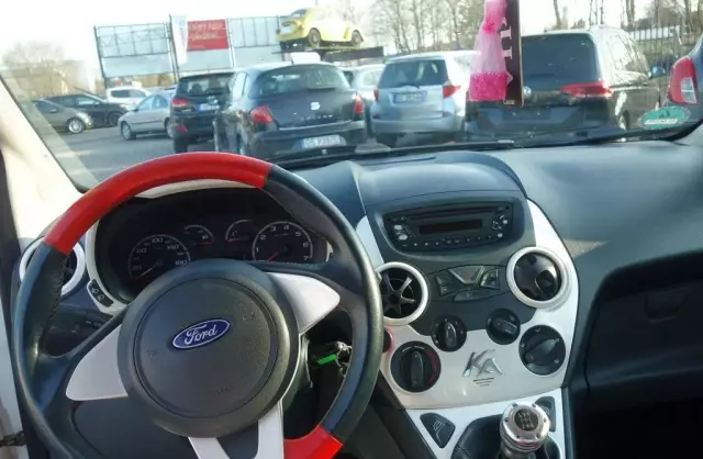 FORD KA 