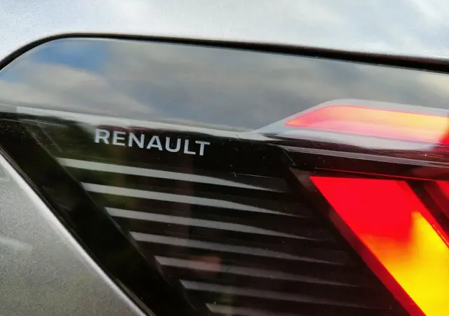 RENAULT Austral 