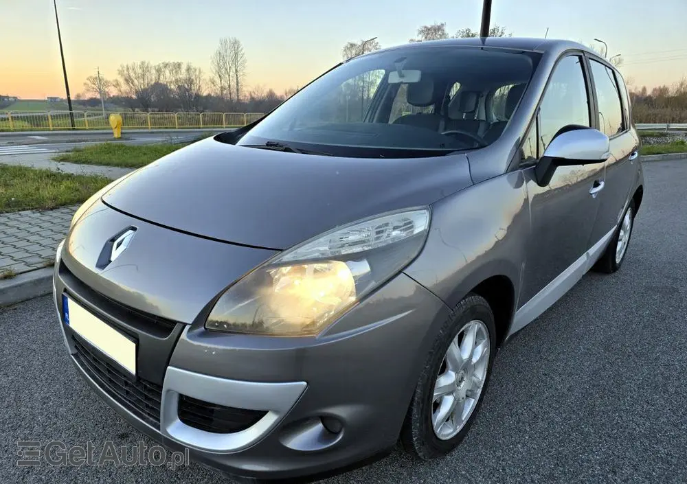 RENAULT Scenic 1.5 dCi Avantage