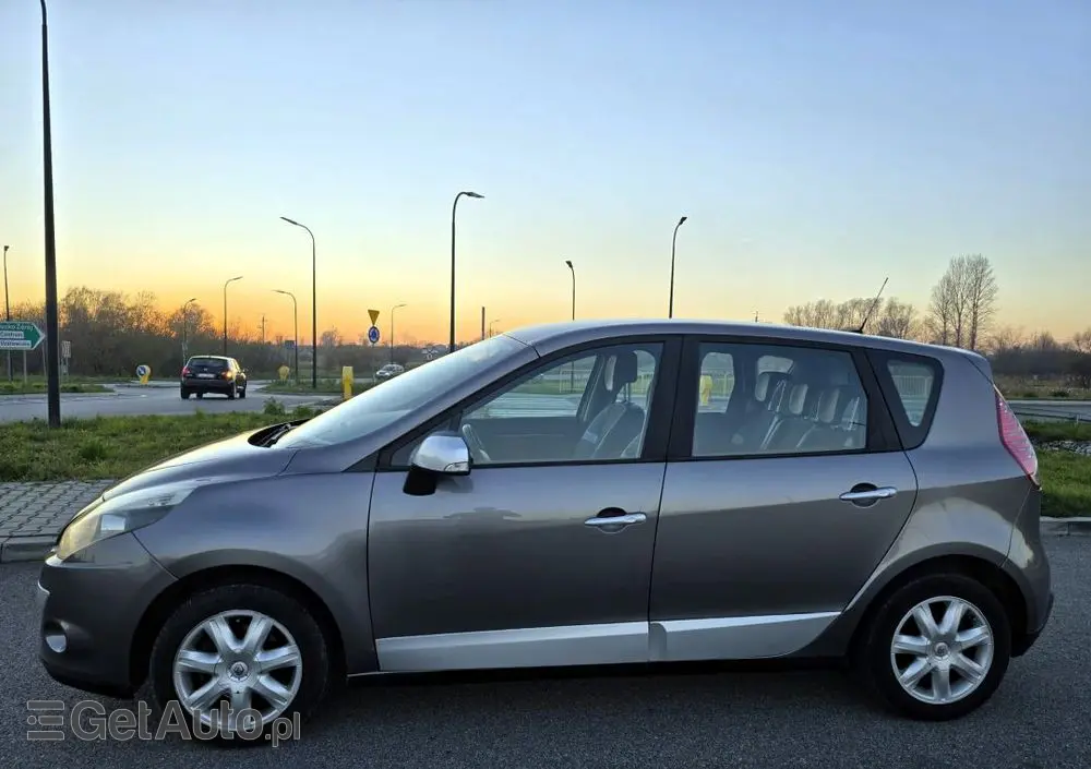 RENAULT Scenic 1.5 dCi Avantage
