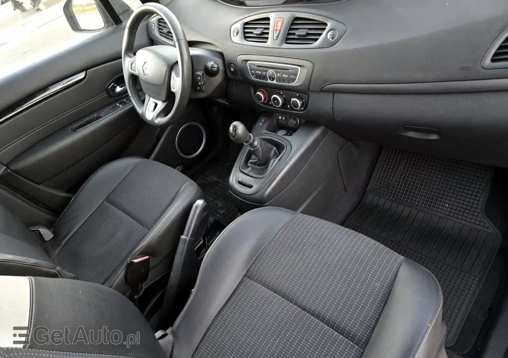 RENAULT Scenic 1.5 dCi Avantage