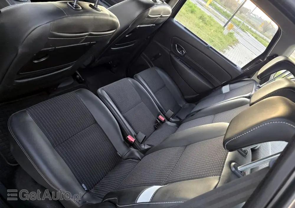 RENAULT Scenic 1.5 dCi Avantage