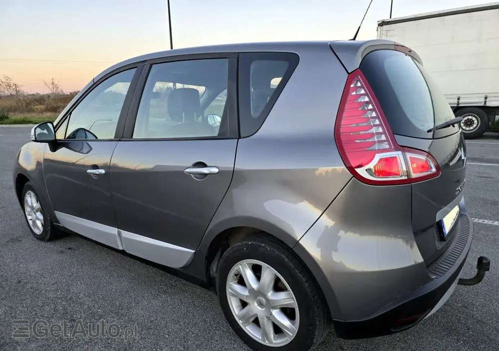 RENAULT Scenic 1.5 dCi Avantage