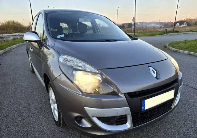 RENAULT Scenic 1.5 dCi Avantage