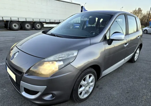 RENAULT Scenic 1.5 dCi Avantage
