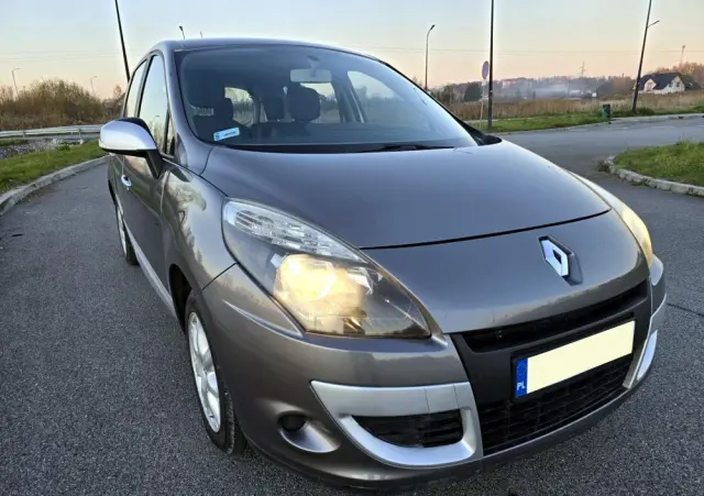 RENAULT Scenic 1.5 dCi Avantage
