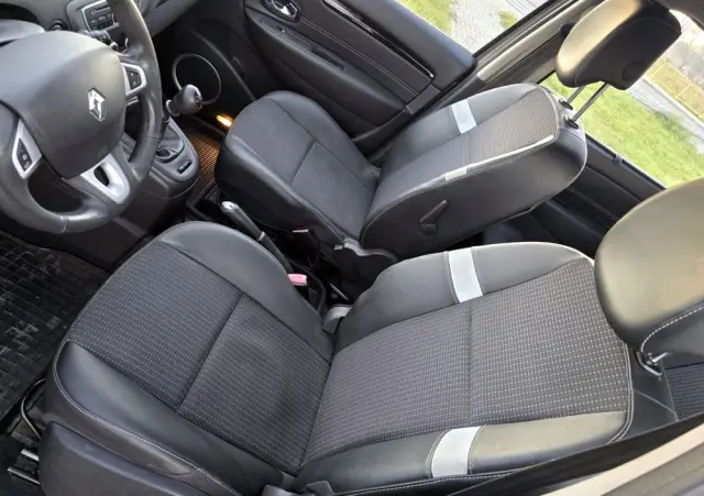 RENAULT Scenic 1.5 dCi Avantage