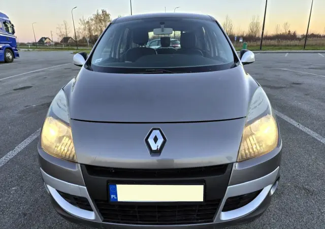 RENAULT Scenic 1.5 dCi Avantage