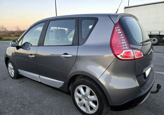 RENAULT Scenic 1.5 dCi Avantage