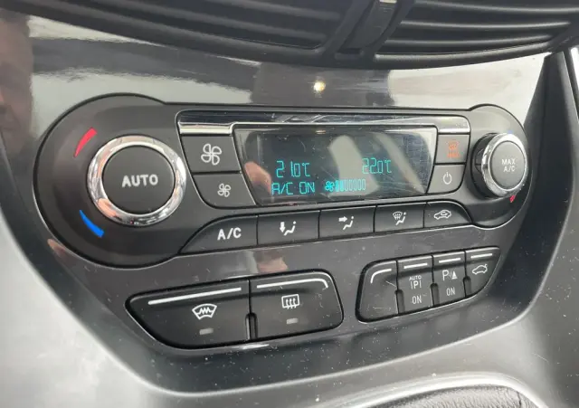 FORD Kuga 2.0 TDCi Titanium