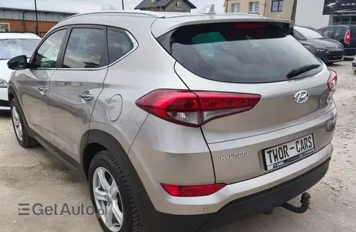 HYUNDAI Tucson 