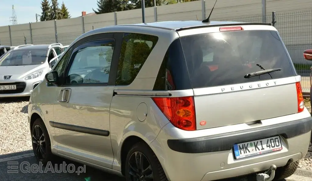 PEUGEOT 1007 