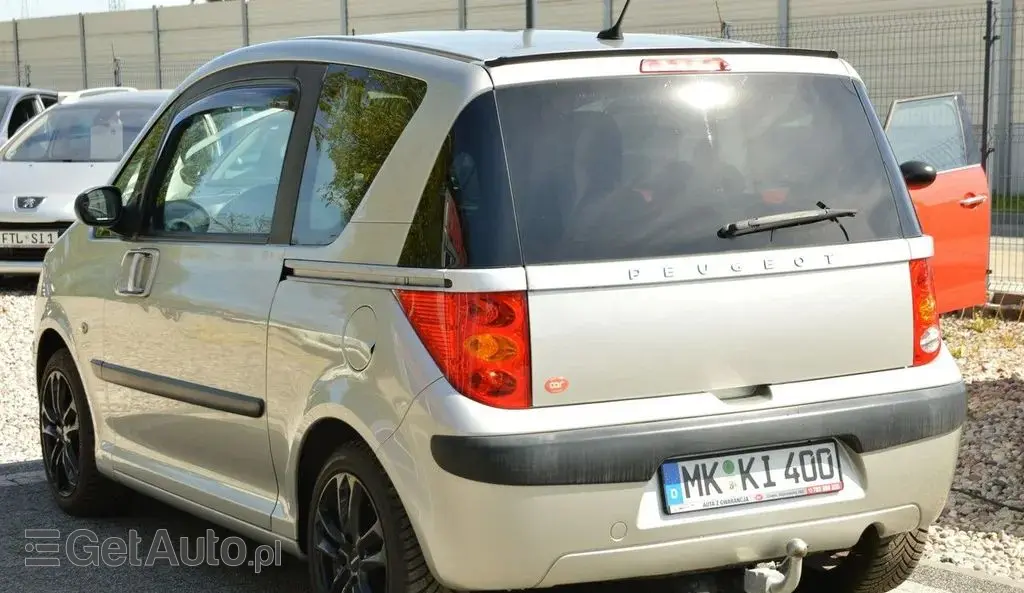 PEUGEOT 1007 