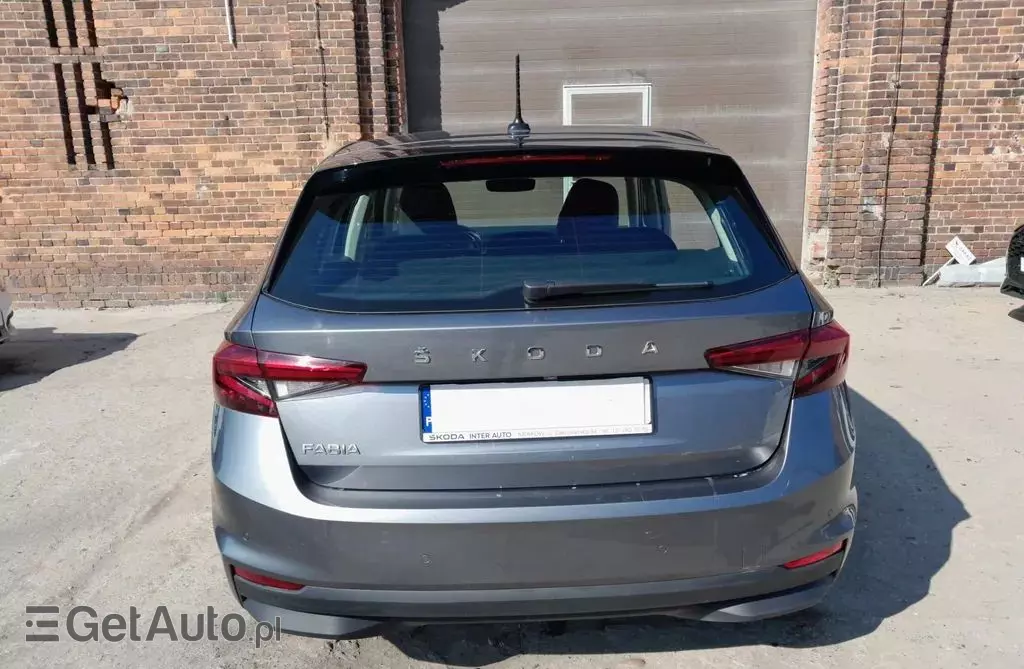 SKODA Fabia 