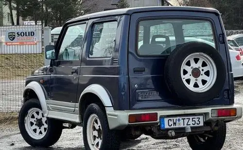 SUZUKI Samurai 