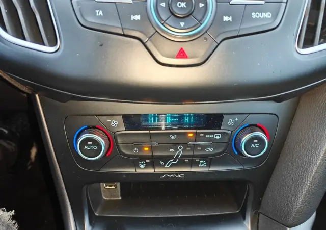 FORD Focus 1.0 EcoBoost SYNC Edition ASS