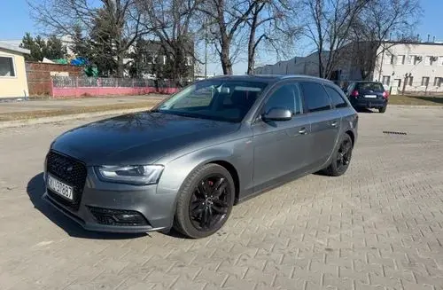 AUDI A4 