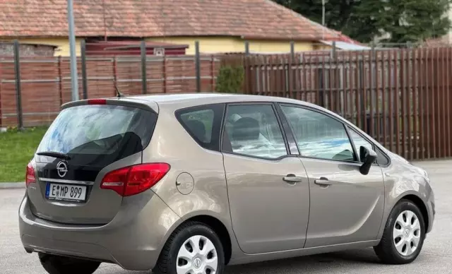 OPEL Meriva 