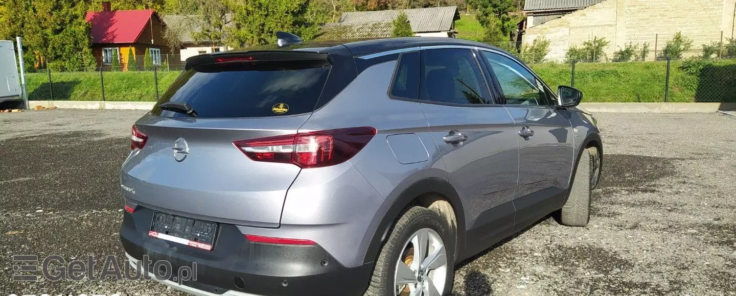 OPEL Grandland X 