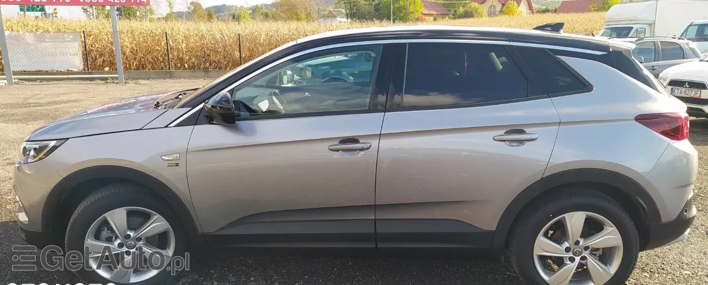 OPEL Grandland X 