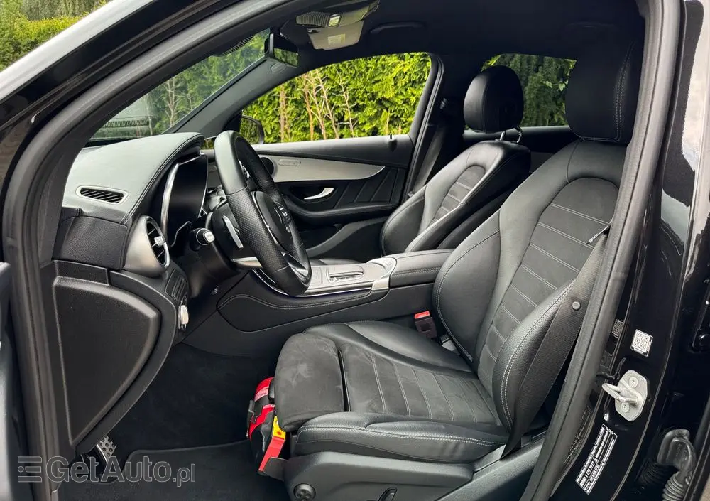MERCEDES-BENZ GLC 200 d 4Matic 9G-TRONIC AMG Line Plus