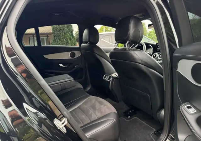 MERCEDES-BENZ GLC 200 d 4Matic 9G-TRONIC AMG Line Plus