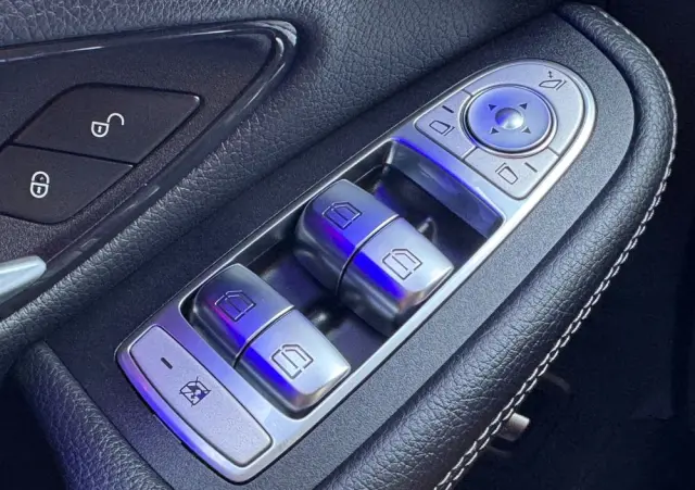 MERCEDES-BENZ GLC 200 d 4Matic 9G-TRONIC AMG Line Plus