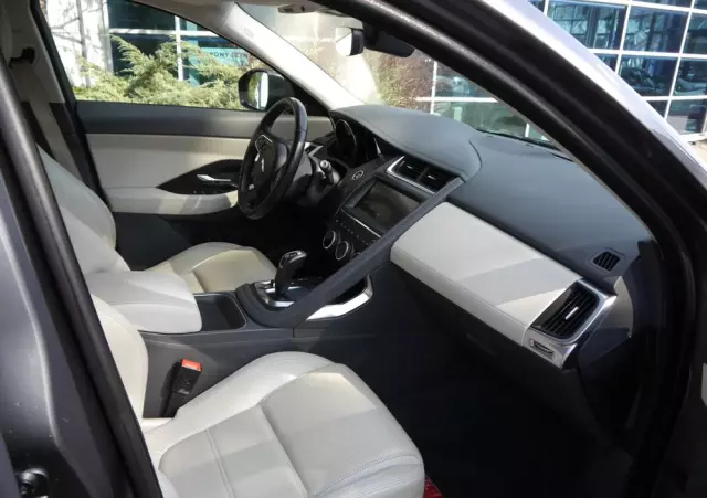 JAGUAR E-Pace 2.0 i4D AWD S