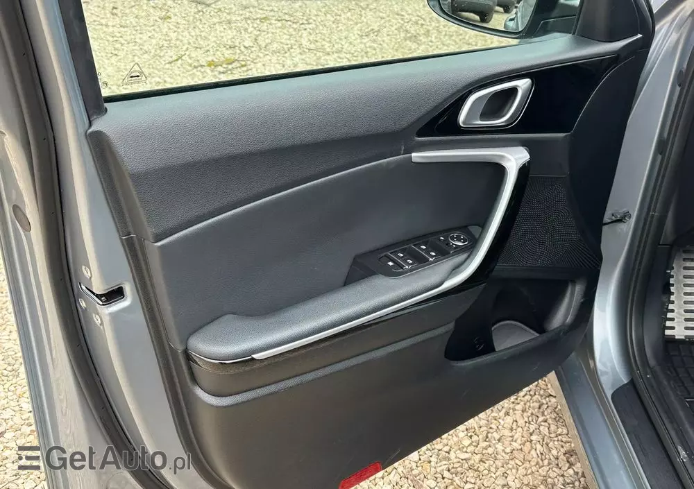 KIA Ceed 1.4 T-GDI L Business Line DCT