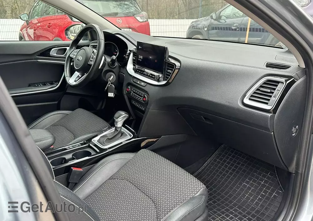 KIA Ceed 1.4 T-GDI L Business Line DCT