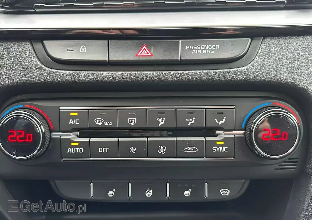 KIA Ceed 1.4 T-GDI L Business Line DCT