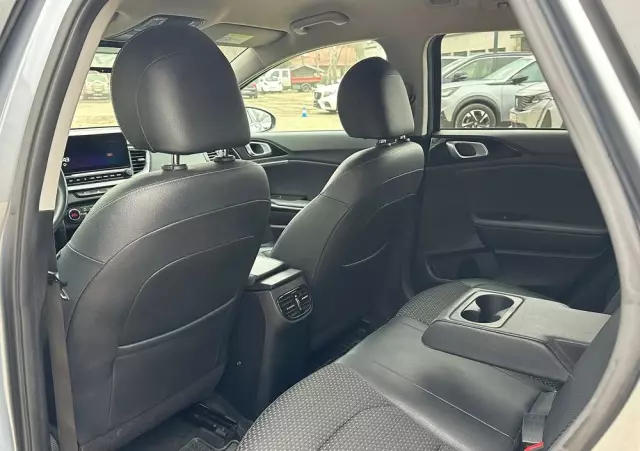 KIA Ceed 1.4 T-GDI L Business Line DCT