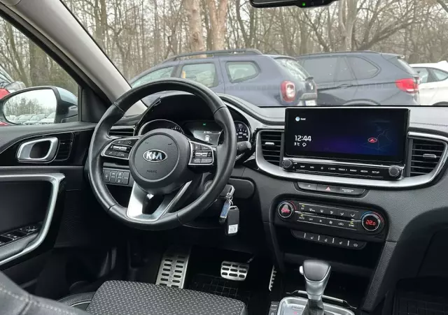 KIA Ceed 1.4 T-GDI L Business Line DCT