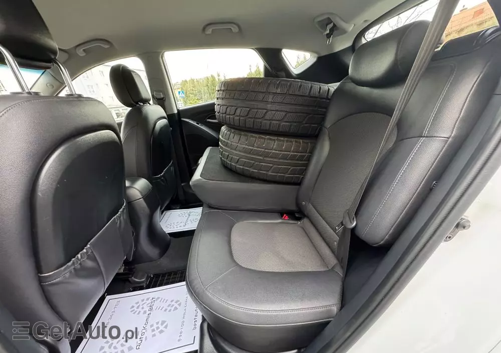 HYUNDAI Ix35 1.6 2WD blue Comfort