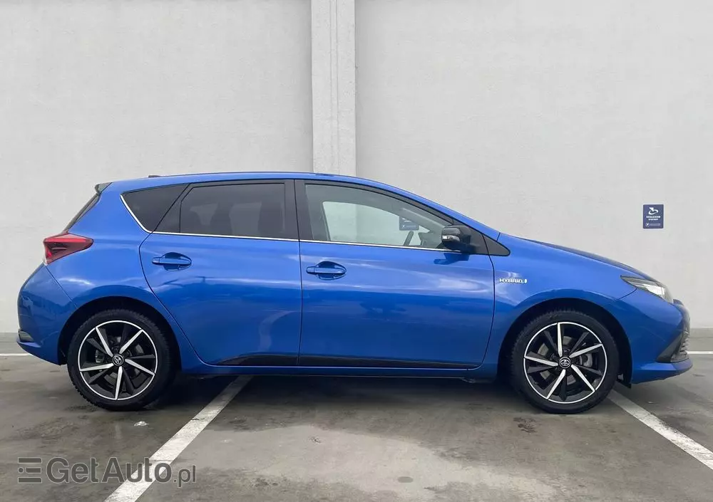 TOYOTA Auris 1.8 VVT-i Hybrid Automatik Executive