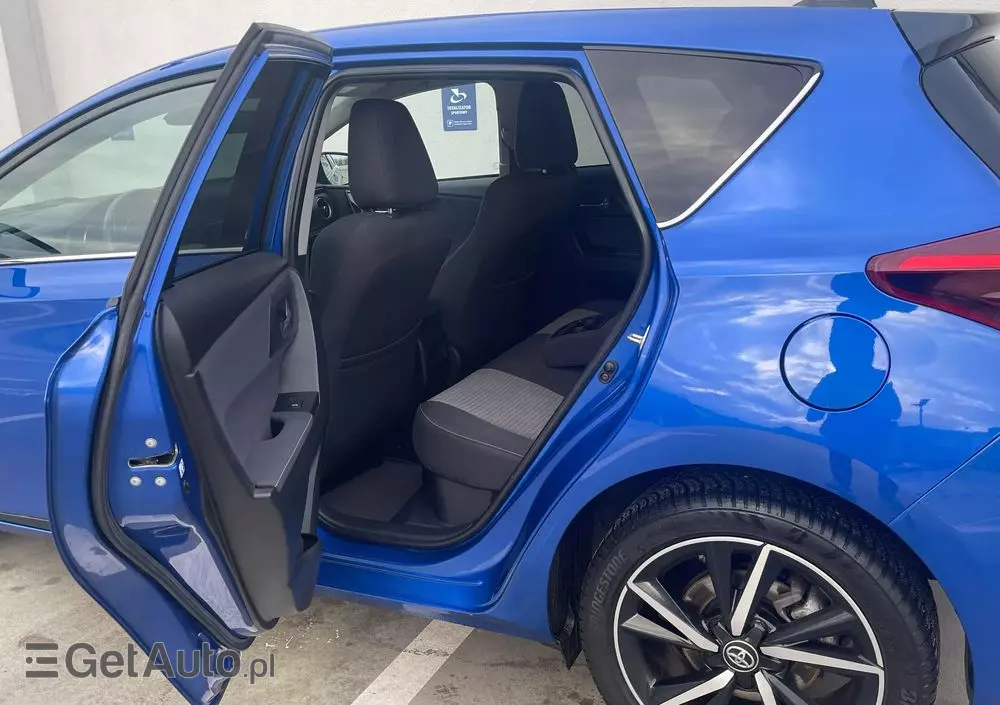 TOYOTA Auris 1.8 VVT-i Hybrid Automatik Executive