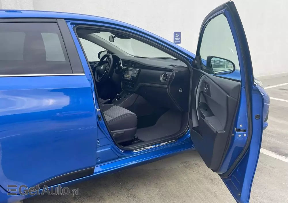 TOYOTA Auris 1.8 VVT-i Hybrid Automatik Executive