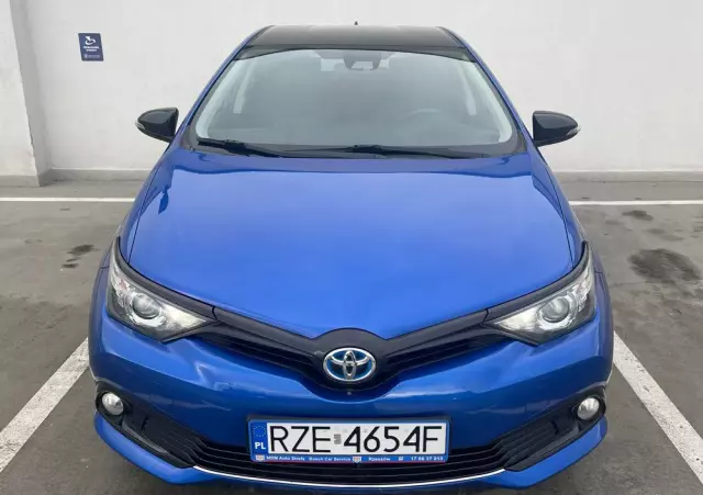 TOYOTA Auris 1.8 VVT-i Hybrid Automatik Executive