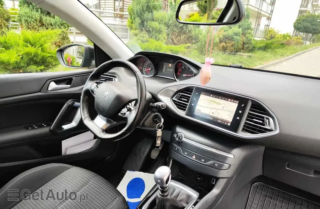 PEUGEOT 308 