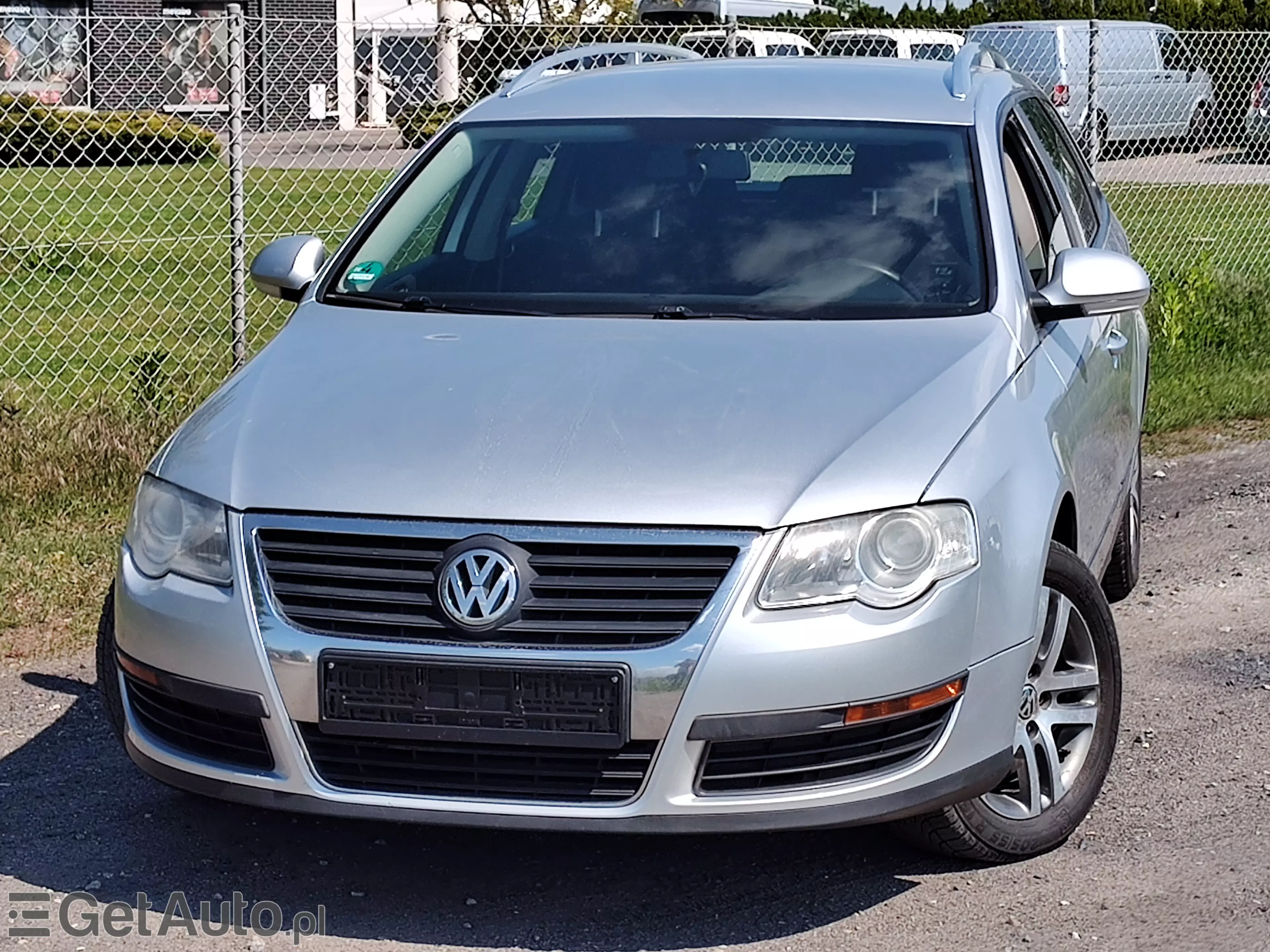 VOLKSWAGEN Passat Comfortline