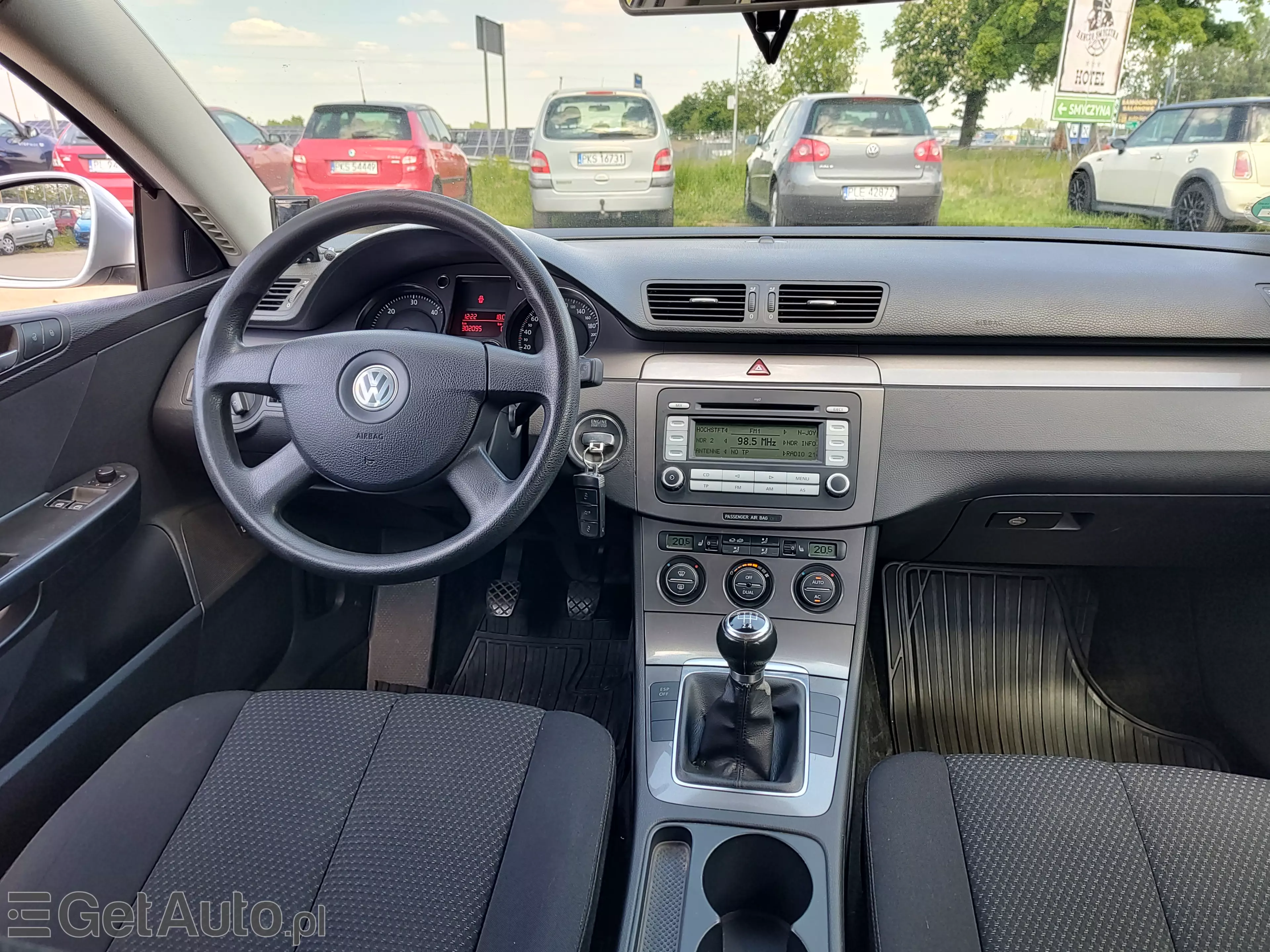 VOLKSWAGEN Passat Comfortline
