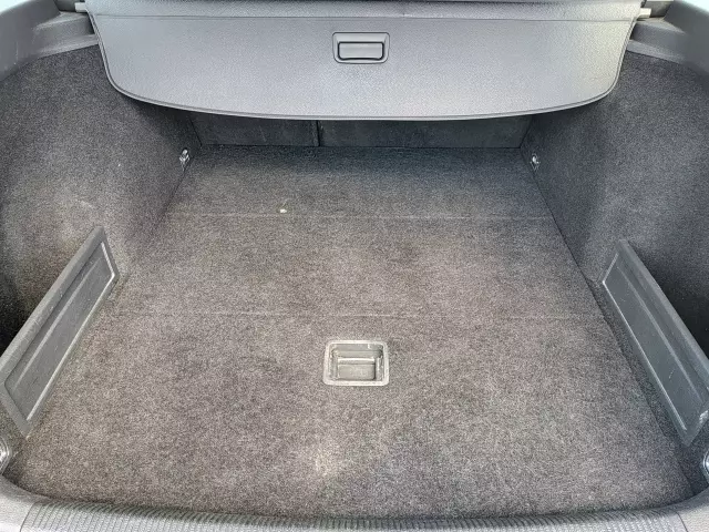 VOLKSWAGEN Passat Comfortline