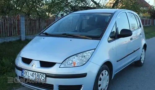 MITSUBISHI Colt 