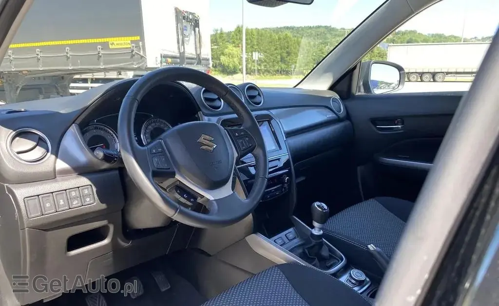 SUZUKI Vitara 