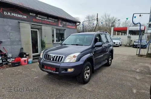 TOYOTA Land Cruiser 