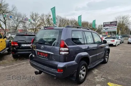 TOYOTA Land Cruiser 