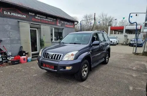 TOYOTA Land Cruiser 