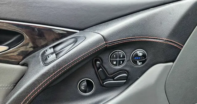 MERCEDES-BENZ SL 55 AMG