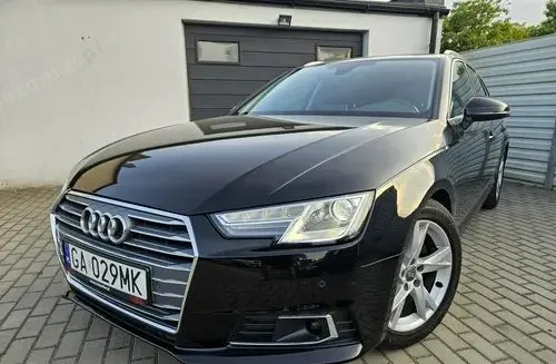 AUDI A4 