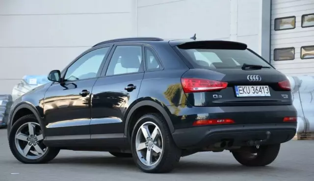 AUDI Q3 